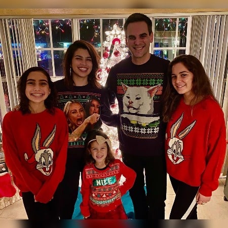 Will Manso with his wife, Elizabeth Manso and their children on the Christmas eve. Did Will married twicely?